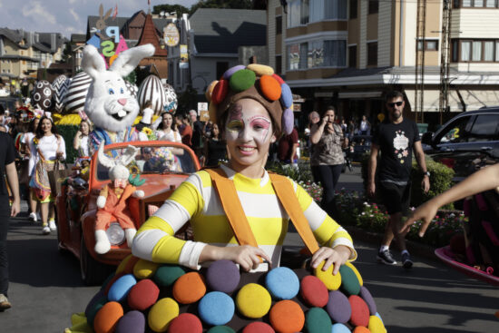 Páscoa em Gramado abre venda de ingressos para Desfile Show