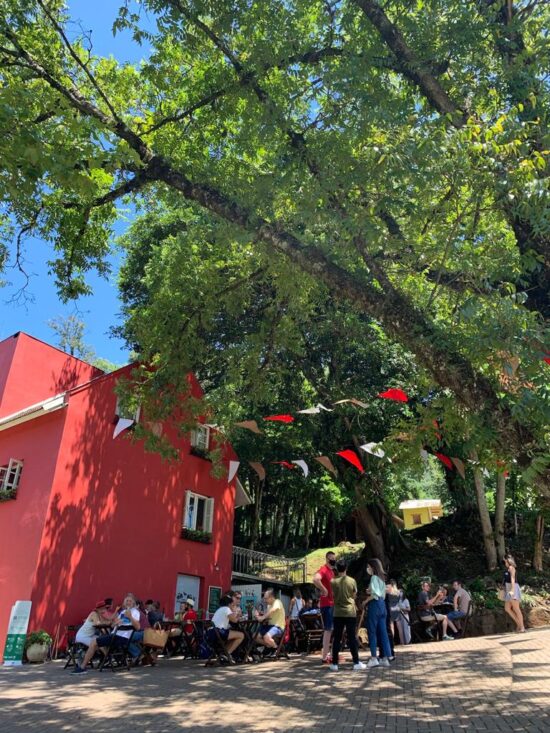 Sexta-feira Santa na Vinícola Granja da Telha terá almoço com salmão e vinho