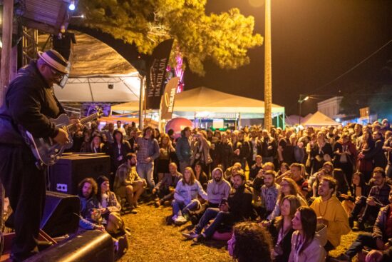 Atrações internacionais movimentam Gramado no maior festival de blues da América Latina a partir de quinta